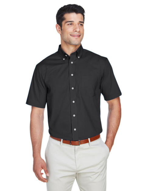Chemise unie pour homme en drap léger à manches courtes de la Collection Crown tisséMC de Devon & JonesMD Chemise unie pour homme en drap léger à manches courtes de la Collection Crown tisséMC de Devon & JonesMD
