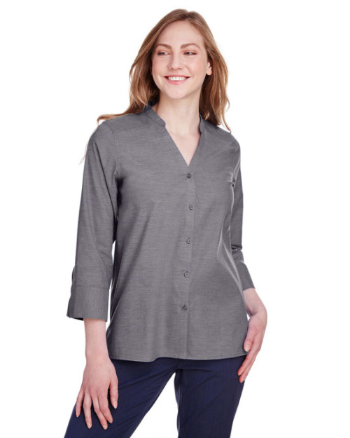 Collection Crown pour femme Blouse extensible en chambray pinpoint à manches 3/4 Collection Crown pour femme Blouse extensible en chambray pinpoint à manches 3/4